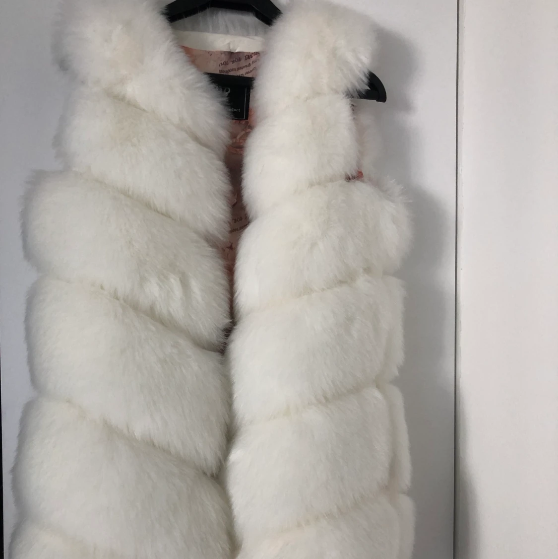 Pälsväst (ej äkta päls) - 90