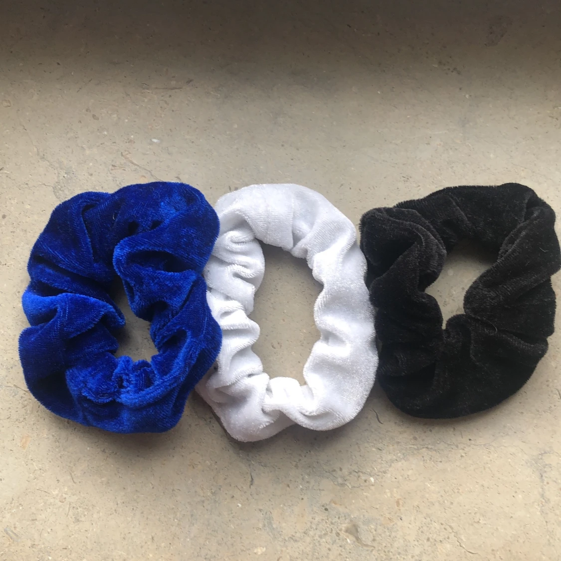 3 Scrunchies