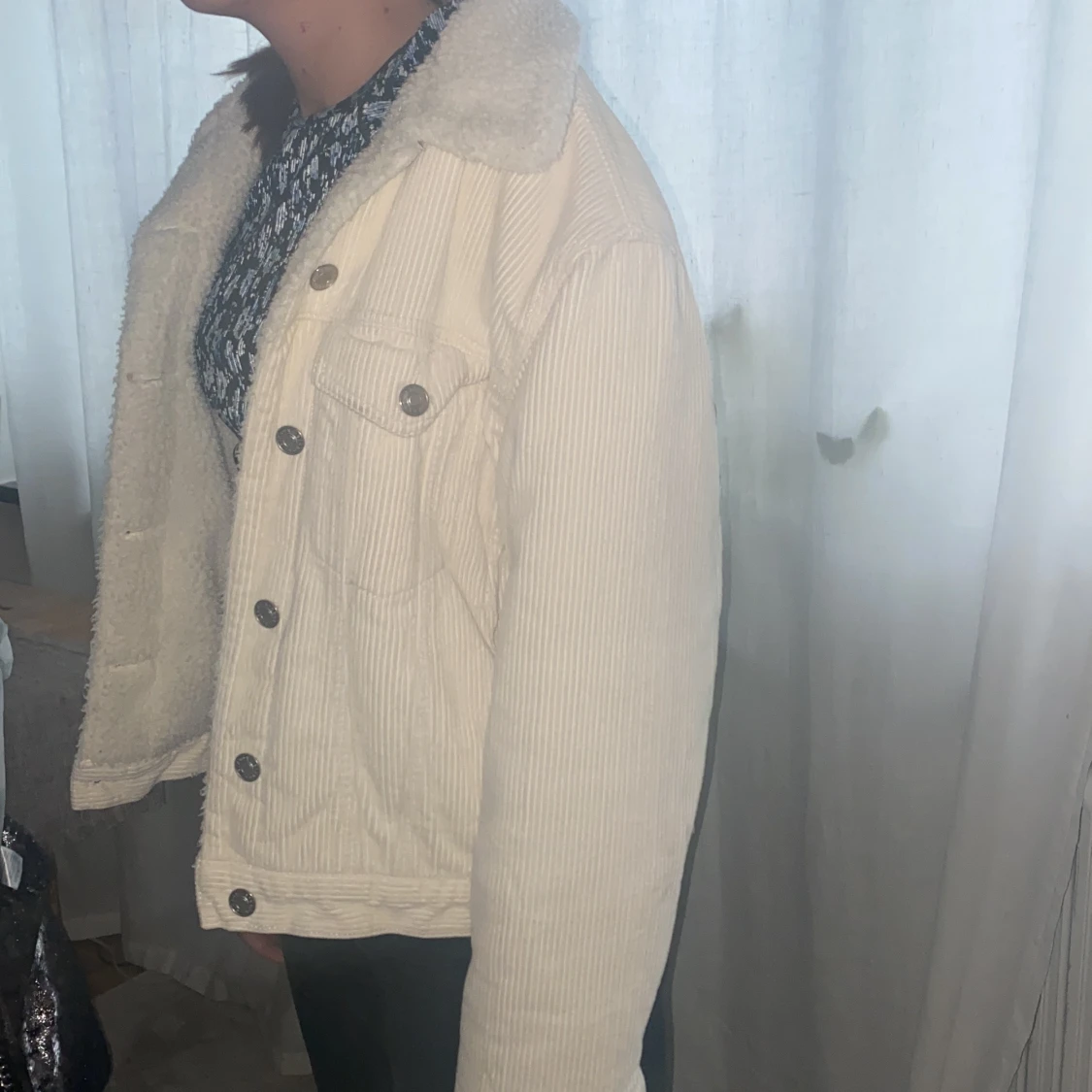 En fin jacka ifrån bikbok - 90