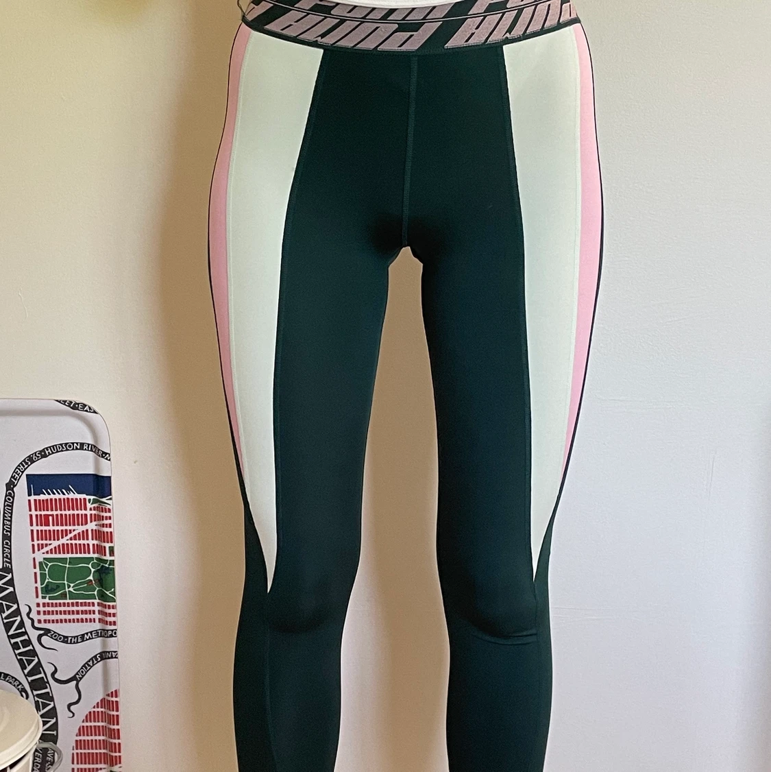 Matchande träningtights och sport bh från puma - 90