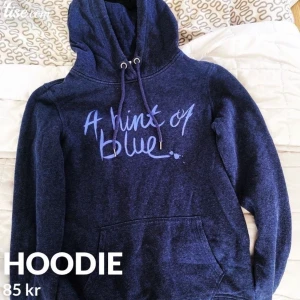 Hoodie - Blå hoodie XS. Gratis frakt 