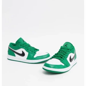 Nike Jordan ones low - Nike Jordan ones low, äkta, knappt använda, först till kvarn!!500kr+frakt