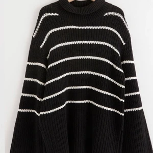 Lindex ombloggade slutsålda tröja oversize randig - Ny med lappar strl xs/s väldigt oversize 