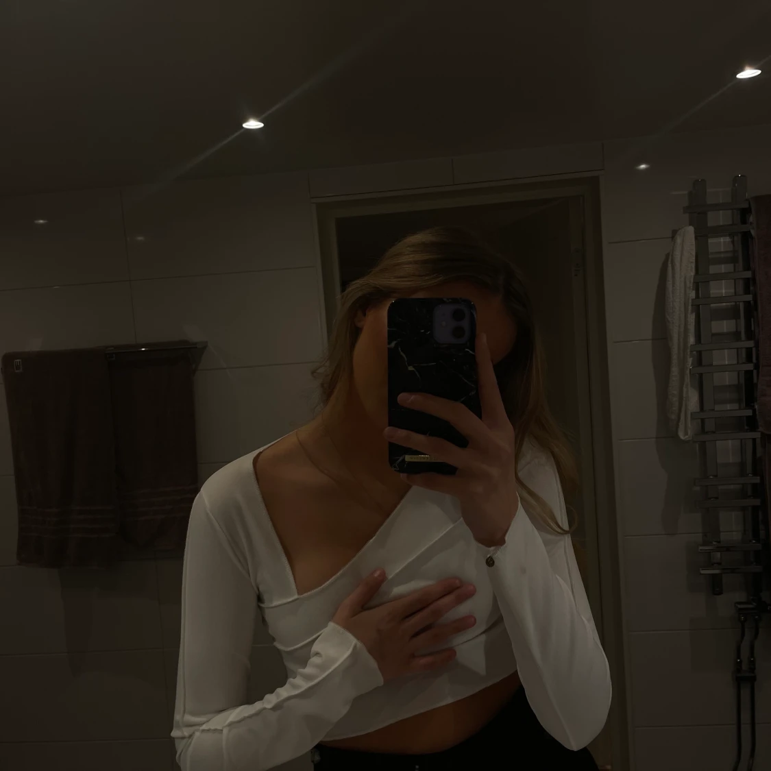 asymmetrisk topp från prettylittlething - 90