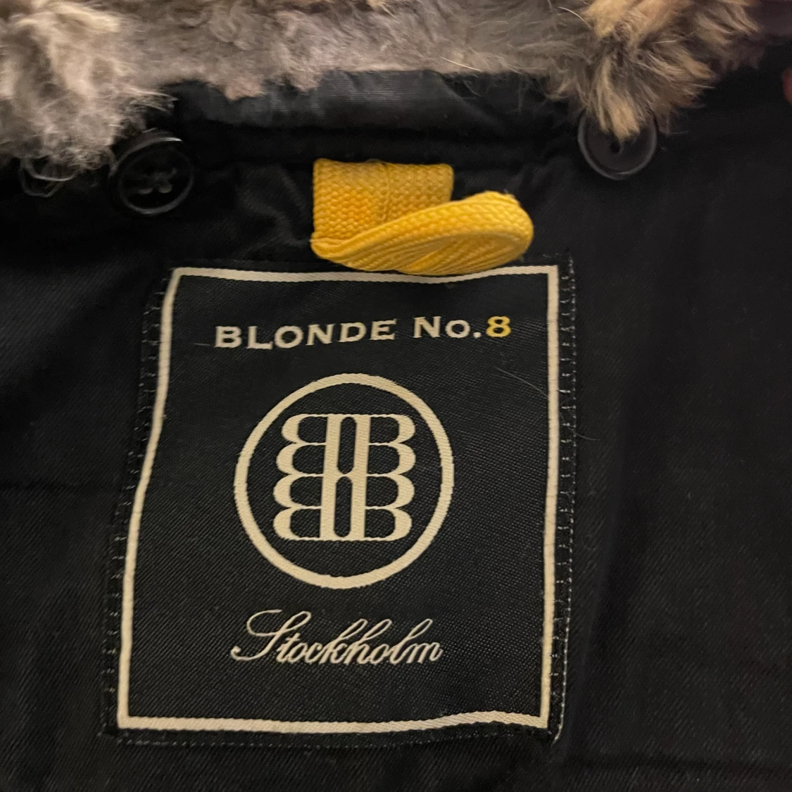 Blonde no 8 jacka - 91