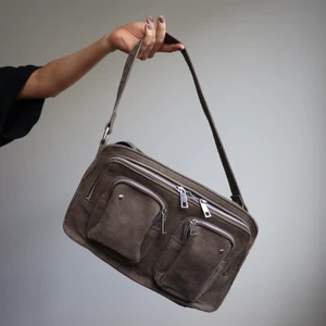 Nunoo - Nunoo väska. Knappt använd. Frakt tillkommer 66kr