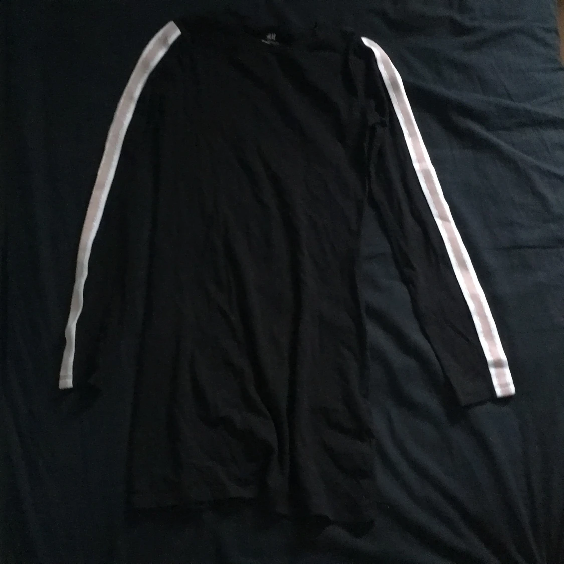 Klänning bra skick                           60kr inklusive frakt 30kr