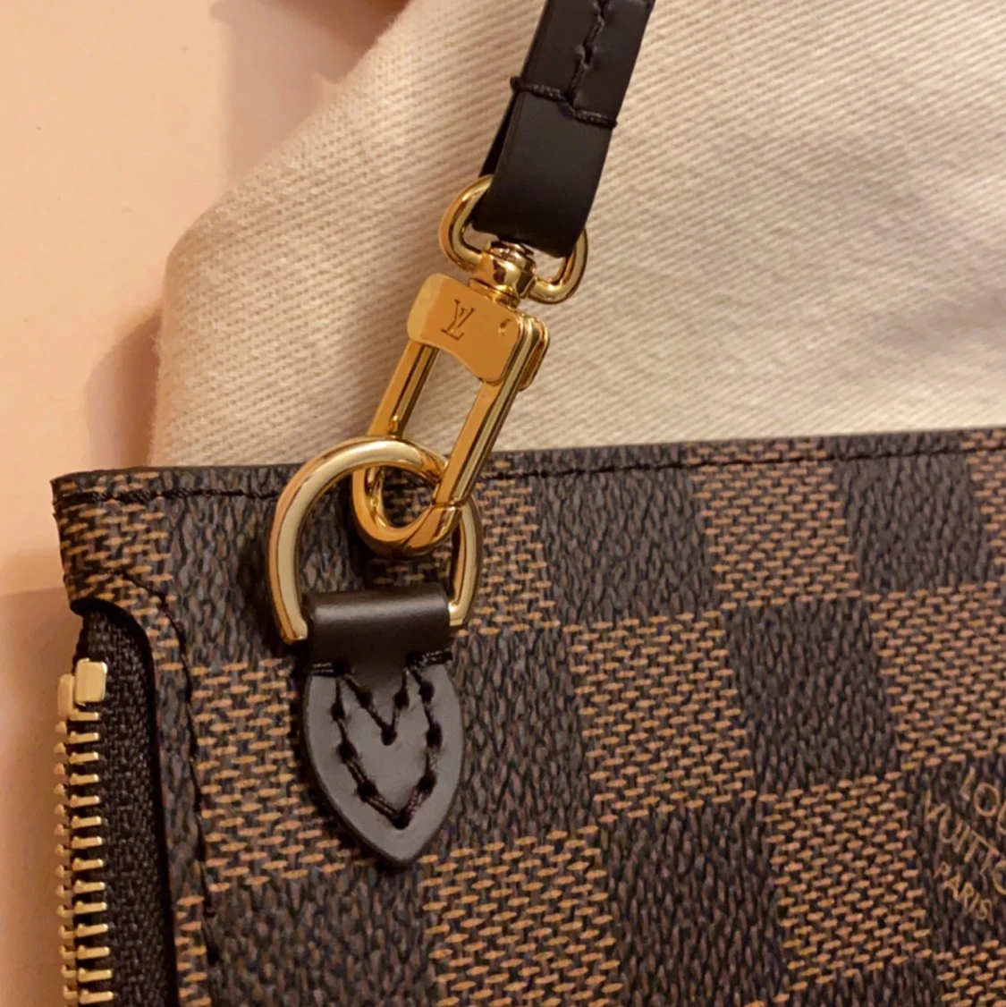 Äkta LV CLUTCH - 90