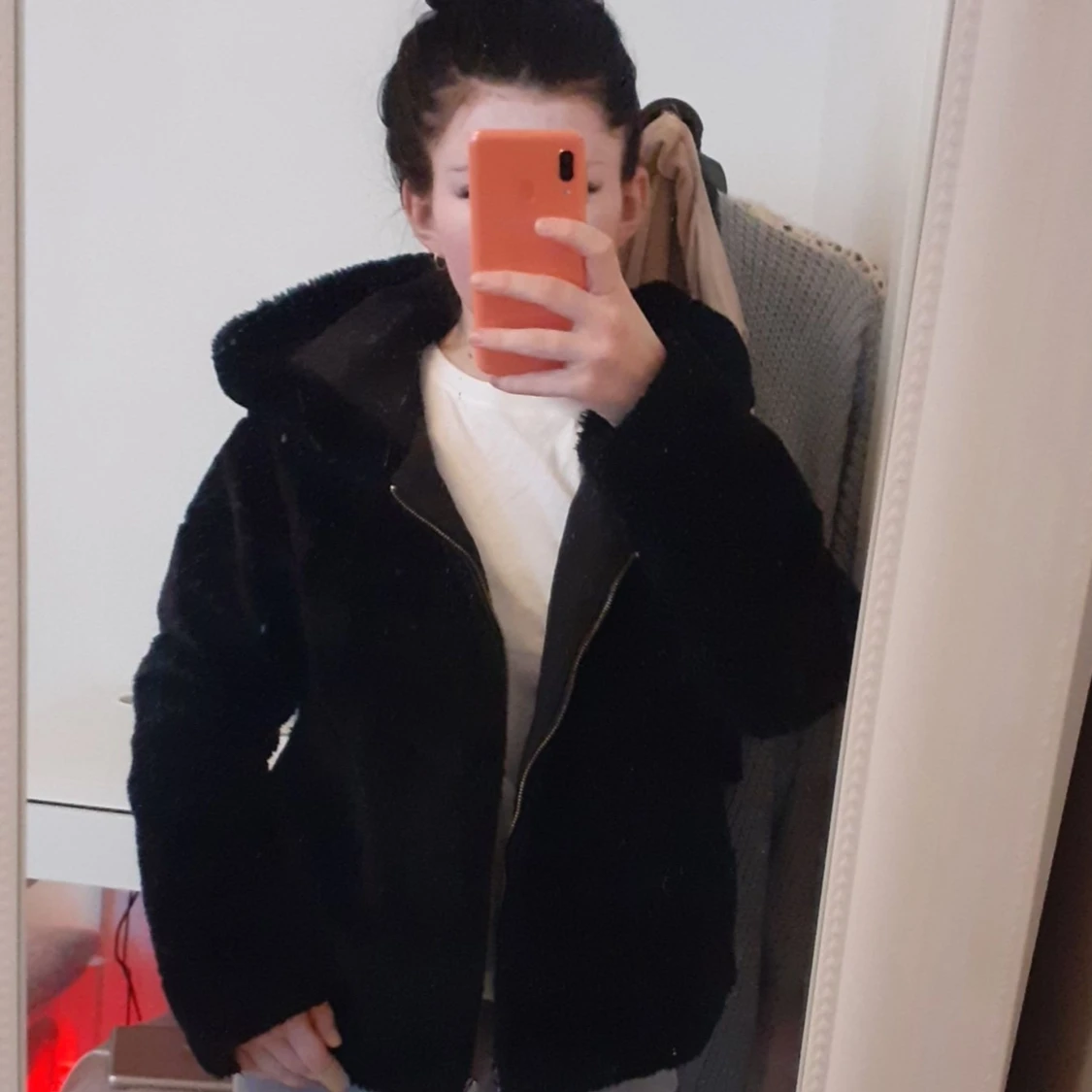 Pälsjacka från Only, orginalpris 550 kronor - 91