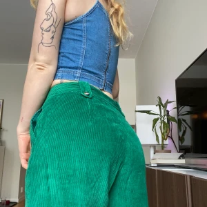 Gröna manchester - Skitsnygga gröna manchester som tyvärr aldrig kommer till användning. Frakt tillkommer 🍋🍷