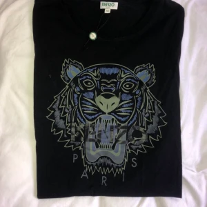 Kenzo t-Shirt vuxen - Bra skick!