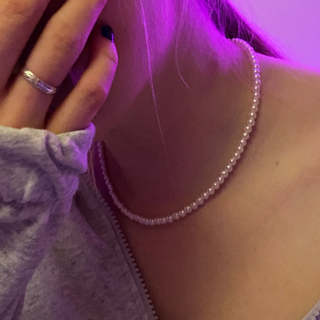 Säljer pärlhalsband  - 90