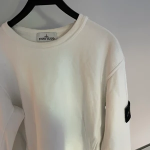 stone island sweatshirt - Bra skick, storlek medium.