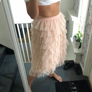 Kjol - Använd 1 gång! Köparen står för frakten🤎