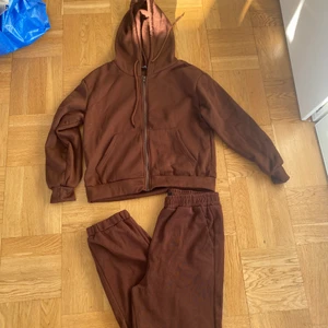 Mjukisdress SHEIN - Endast testad från SHEIN storlek L men passar en S/M 