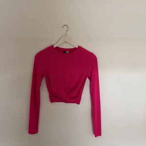 Crop top, neonrosa - Small, från H&M 