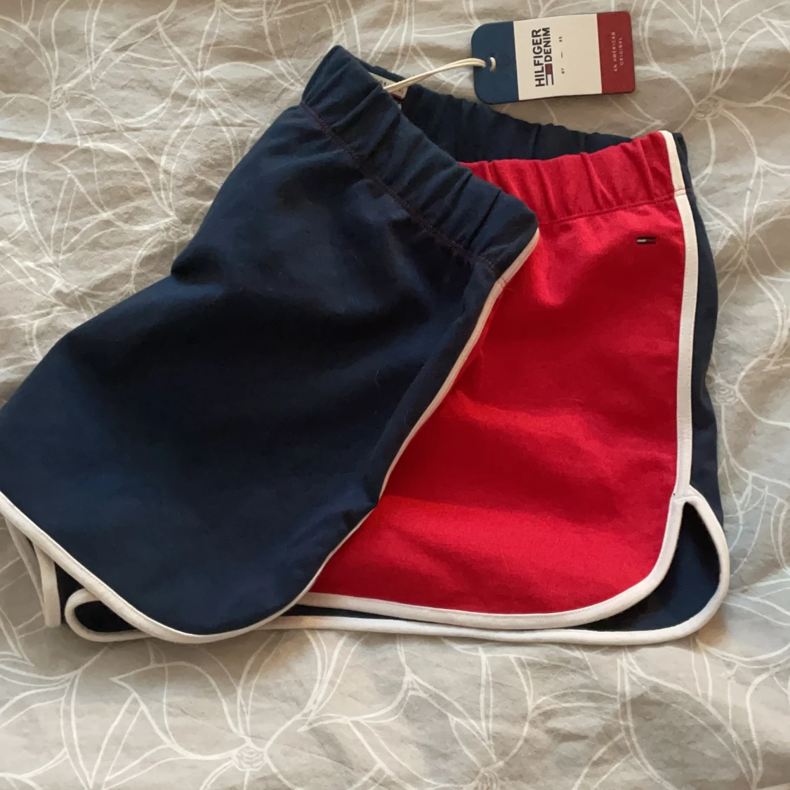 Hilfiger Denim  - 90