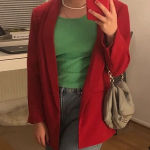 Röd kavaj - Röd oversized kavaj från HM