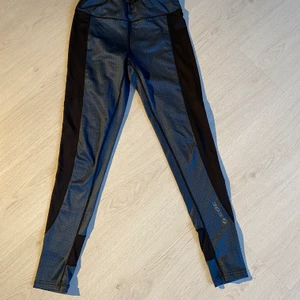 Träningstights - Soc tights, sitter snyggt 