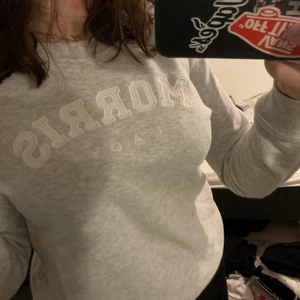 Morris sweatshirt - Morris lady sweatshirt i fel fritt skick, storlek XS men passar S