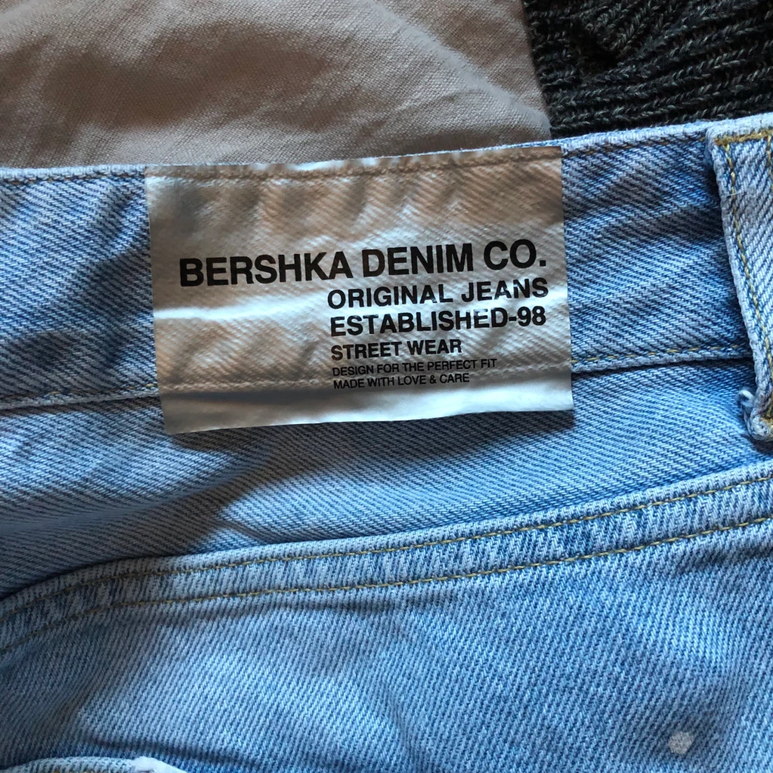 Bershka jeans storlek 32 - 91