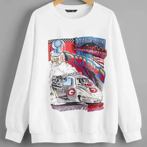 sweatshirt med tryck - sweatshirt. denna är köpt från shein och är aldrig använd, frakt tillkommer💕