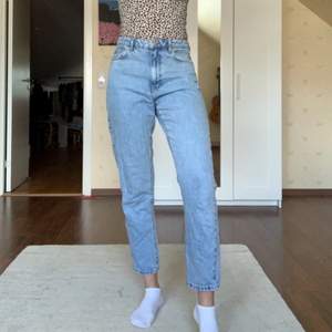 Jeans från Gina, storlek 38