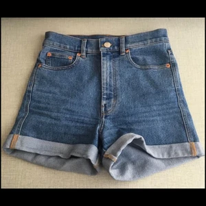 Jeansshorts  - Blå hög midja 