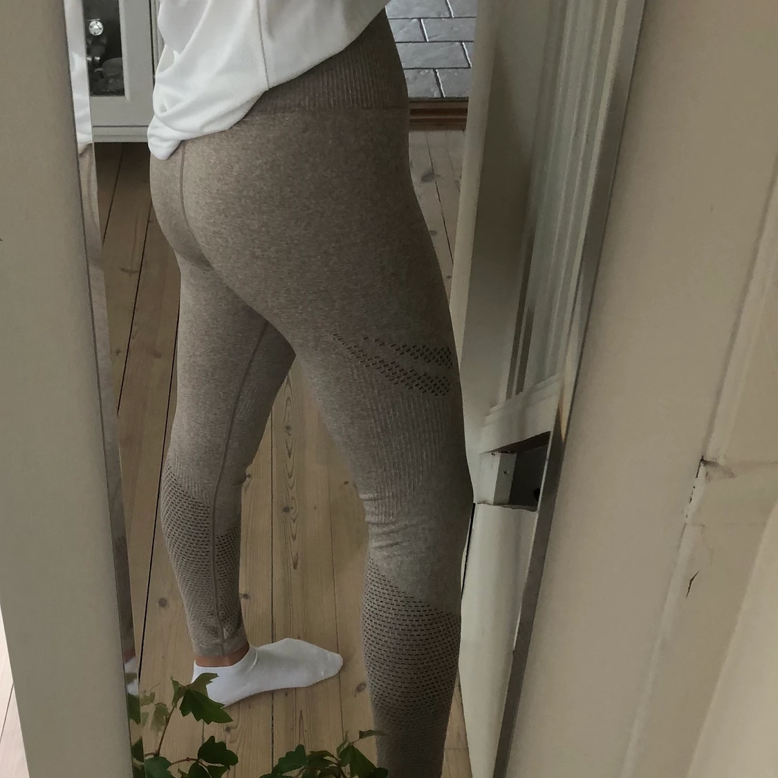 Aimn Beige Tights Strl M - 90