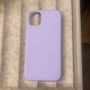 Skal - Oanvänt silikon skal i pastellila