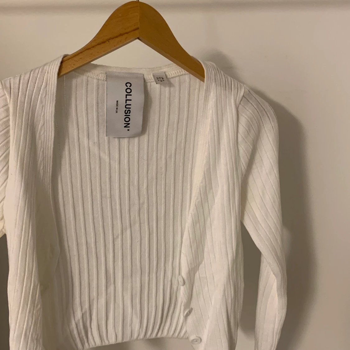 Cropped Cardigan Collusion - 90