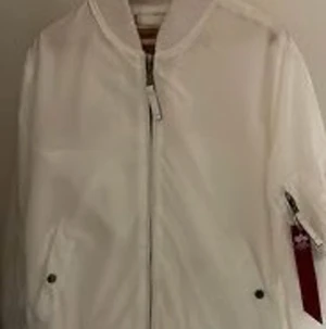 Alha industries jacka - nyckick