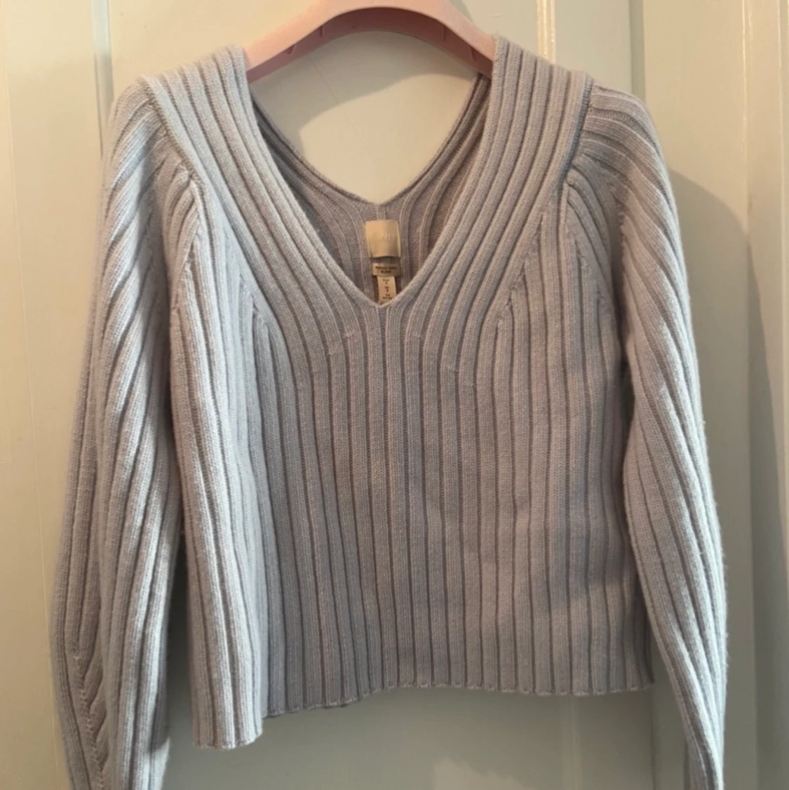 Ljusblå ullmix tröja