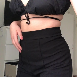 Fest topp - En sjukt snygg fest topp nu till nyår och jul! Passar även fint på sommaren. Inga skador och är i god skick🤍