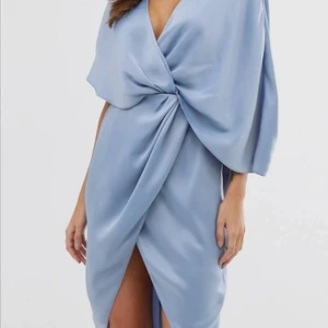 ASOS dress - ASOS midi dress. Worn 2 times on special ocasion. Very fine msterial. So confortable and light. 