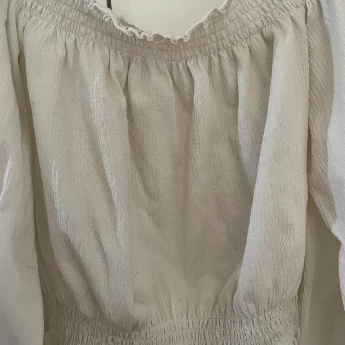 Vit topp använd fåtal gånger - 90