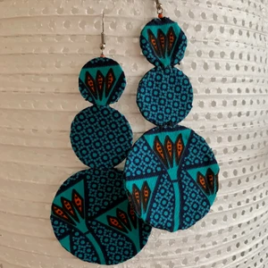 Örhängen  - I tyg. 