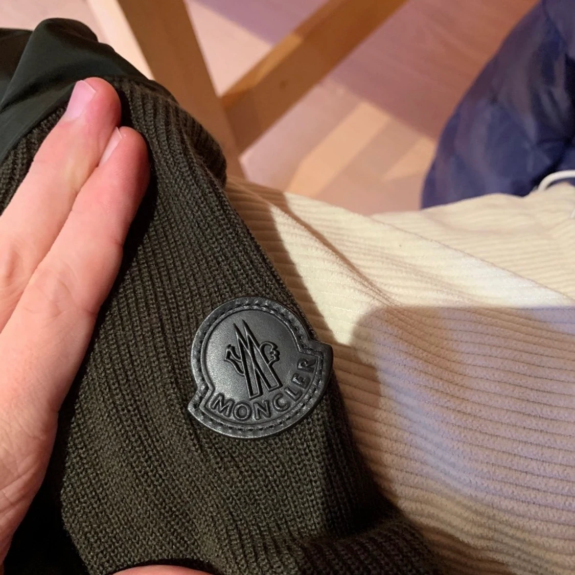 Moncler jacka/cardigan - Storlek S  - 90