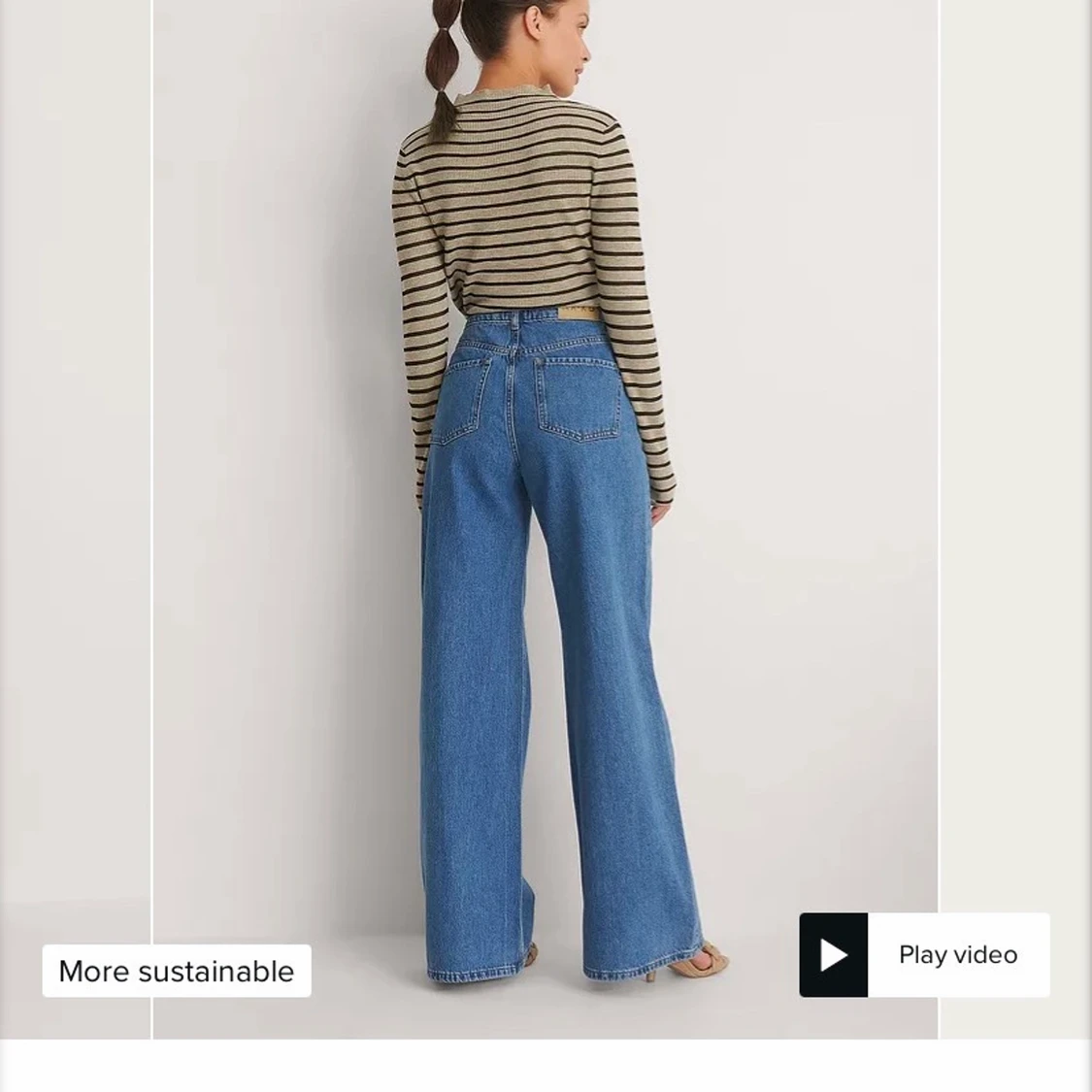 Wide jeans från NA-KD  - 91