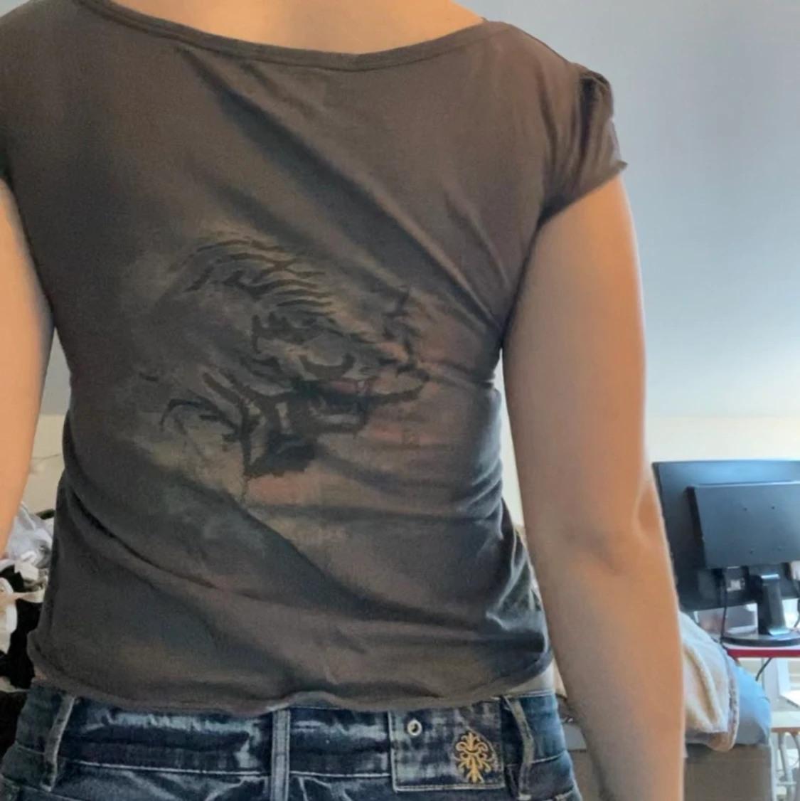 Topp med tigertryck  - 90