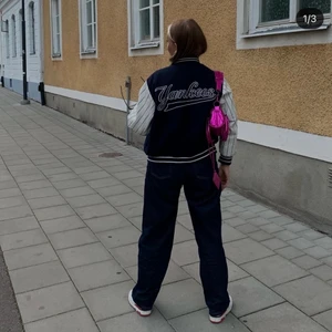 Yankees baseball jacket - Säljer min Yankees jacka, äkta vintage. Passar XS/S. 400 kr + eventuell frakt⚾️