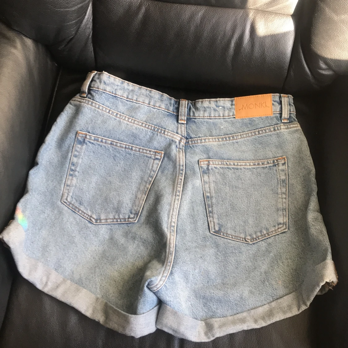 Monki shorts storlek 30 - 90