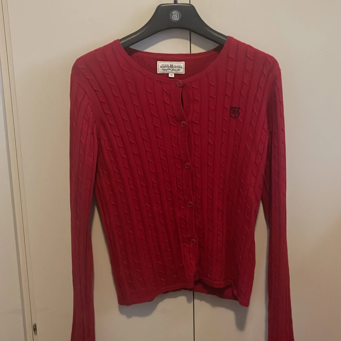 Röd kofta  - 90