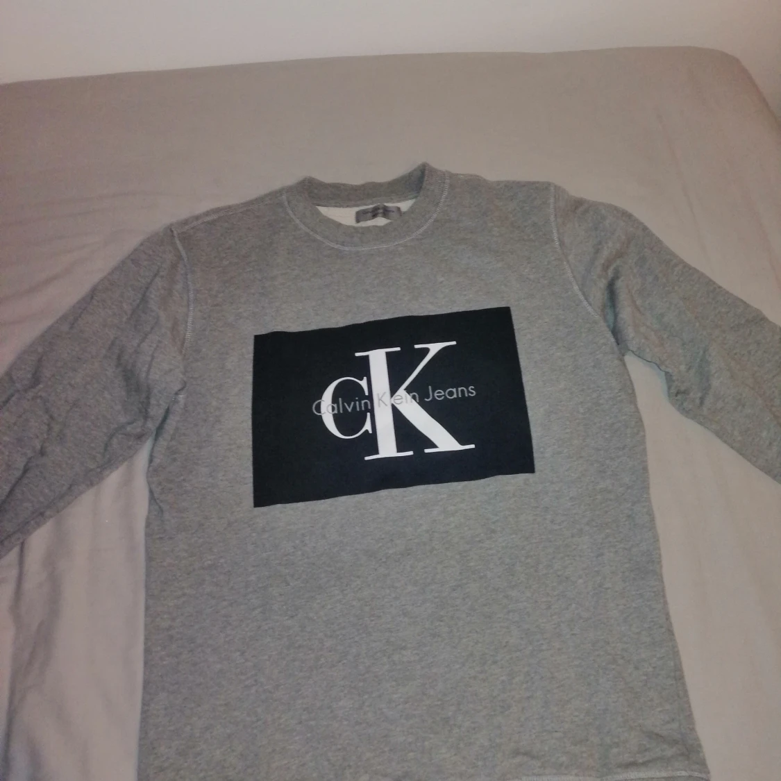 Calvin Klein sweatshirt M