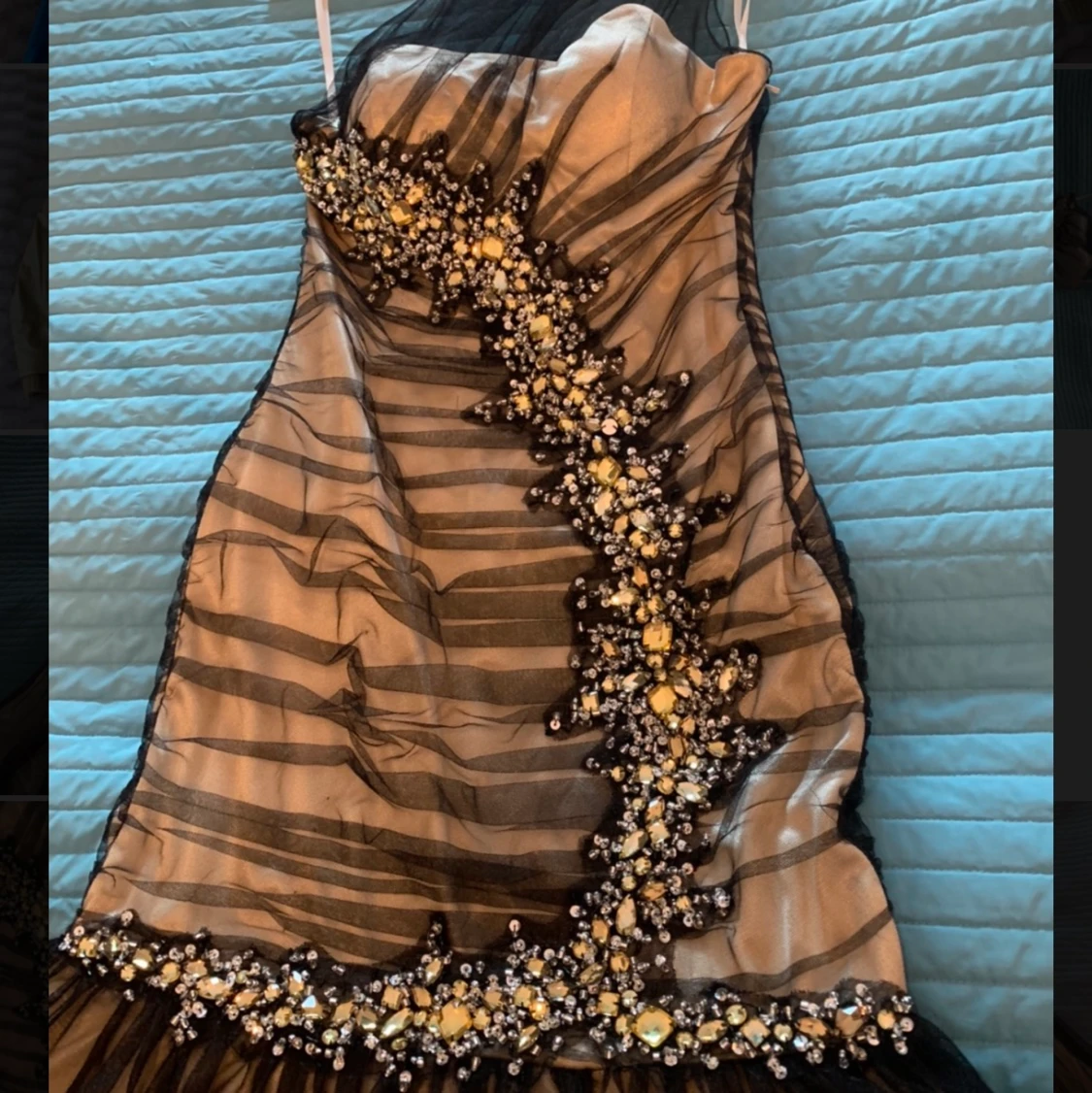 One shoulder festklänning, strl 38  - 90