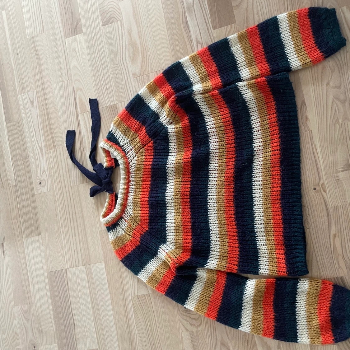 Snygg stickad tröja - 91