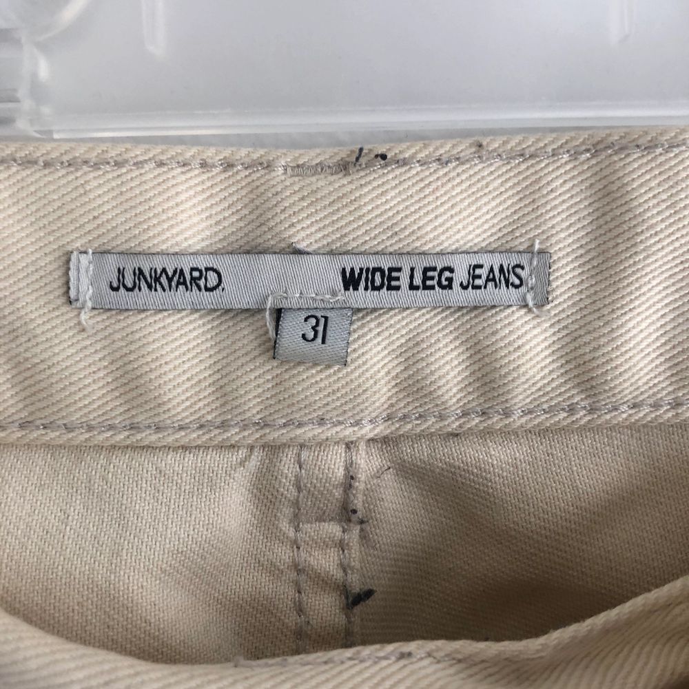 Wide leg jeans junkyard, jätte fin passfrom, midjeans 💖❤️. Jeans & Byxor.