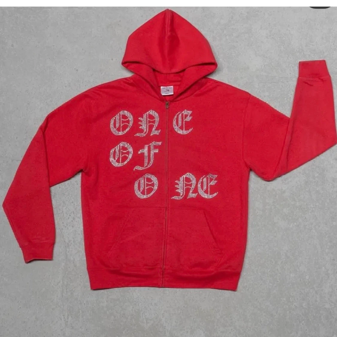 Röd One of One tröj strl M  - 90