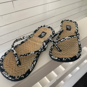 Flipflops - Flipflops i bra skick. Storlek 39/40. 5 kr.