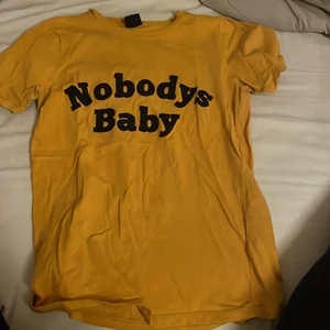 T-shirt  - Gul orange 